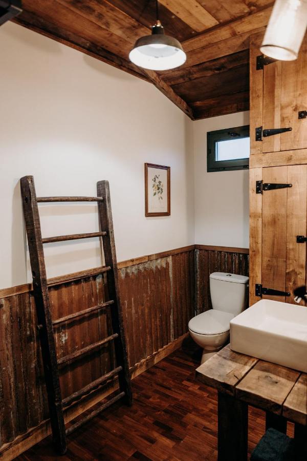 La Ferme Du Pont De Maumy, Cabane Au Bord De L'Etang Et Bain Nordique Busserolles 外观 照片