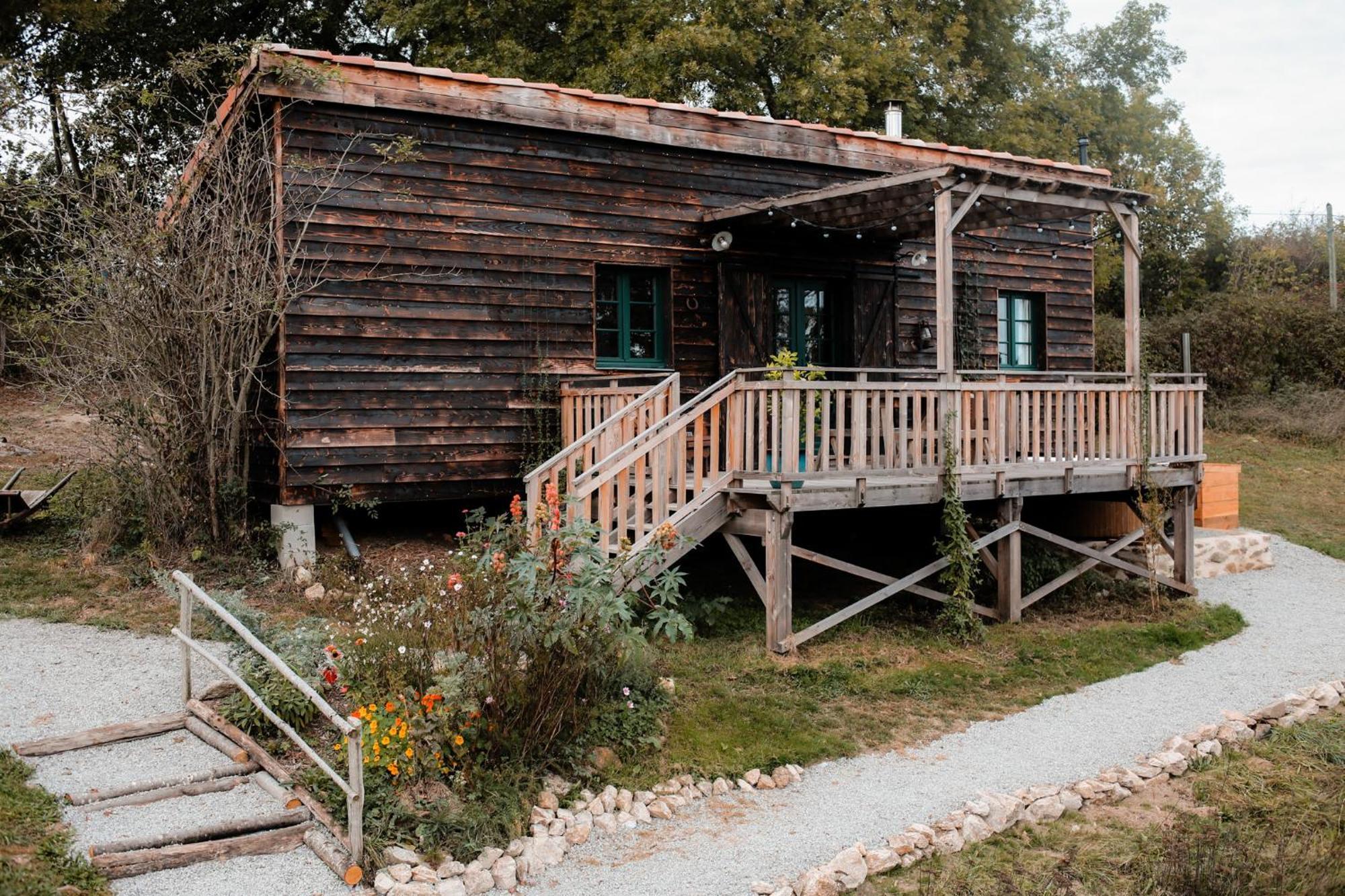 La Ferme Du Pont De Maumy, Cabane Au Bord De L'Etang Et Bain Nordique Busserolles 外观 照片